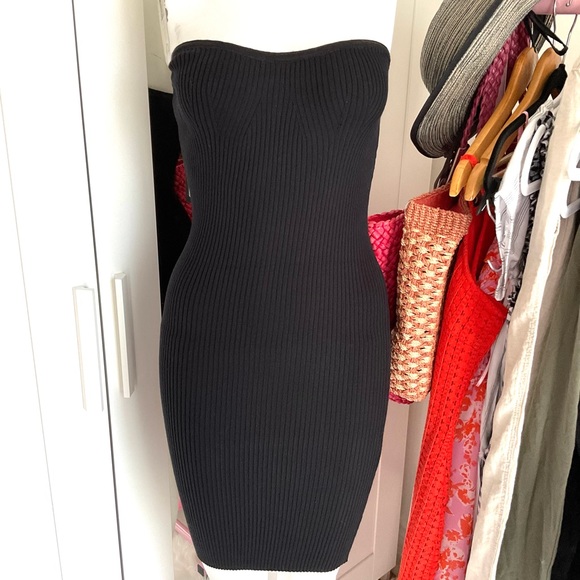 🛑🛑🛑🖤 TUBE DRESS 🖤 - Picture 1 of 9